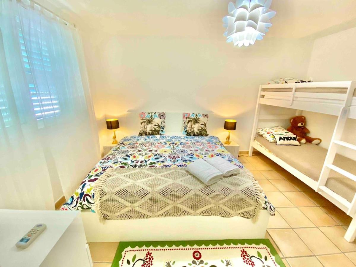 Villa Magellan, Walkable Orient Bay Beach, Private Pool Kültér fotó